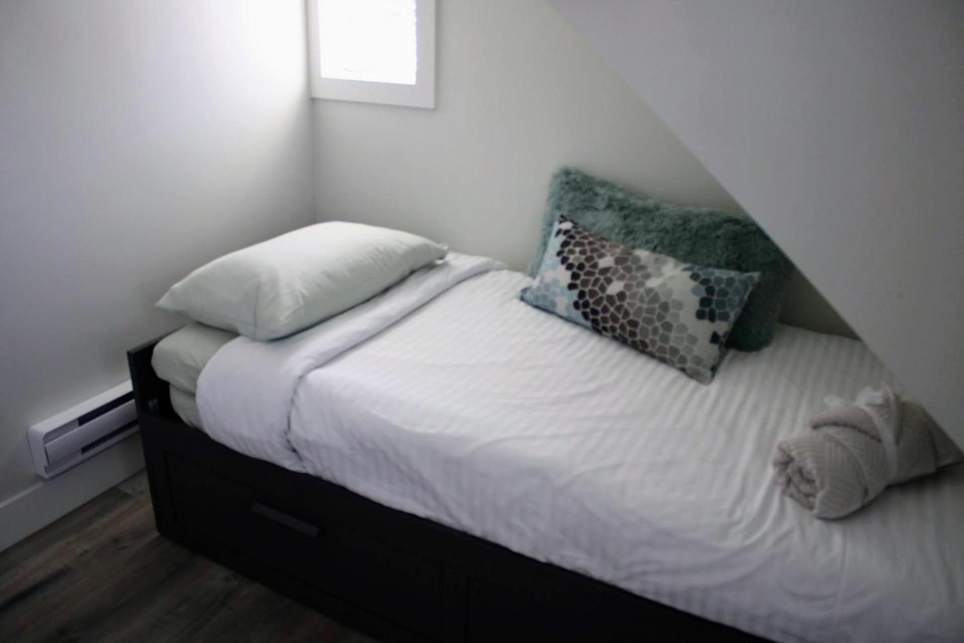Bright And Cozy Modern Home In Vancouver - Central To Yvr-Downtown - Free Private Parking Buitenkant foto