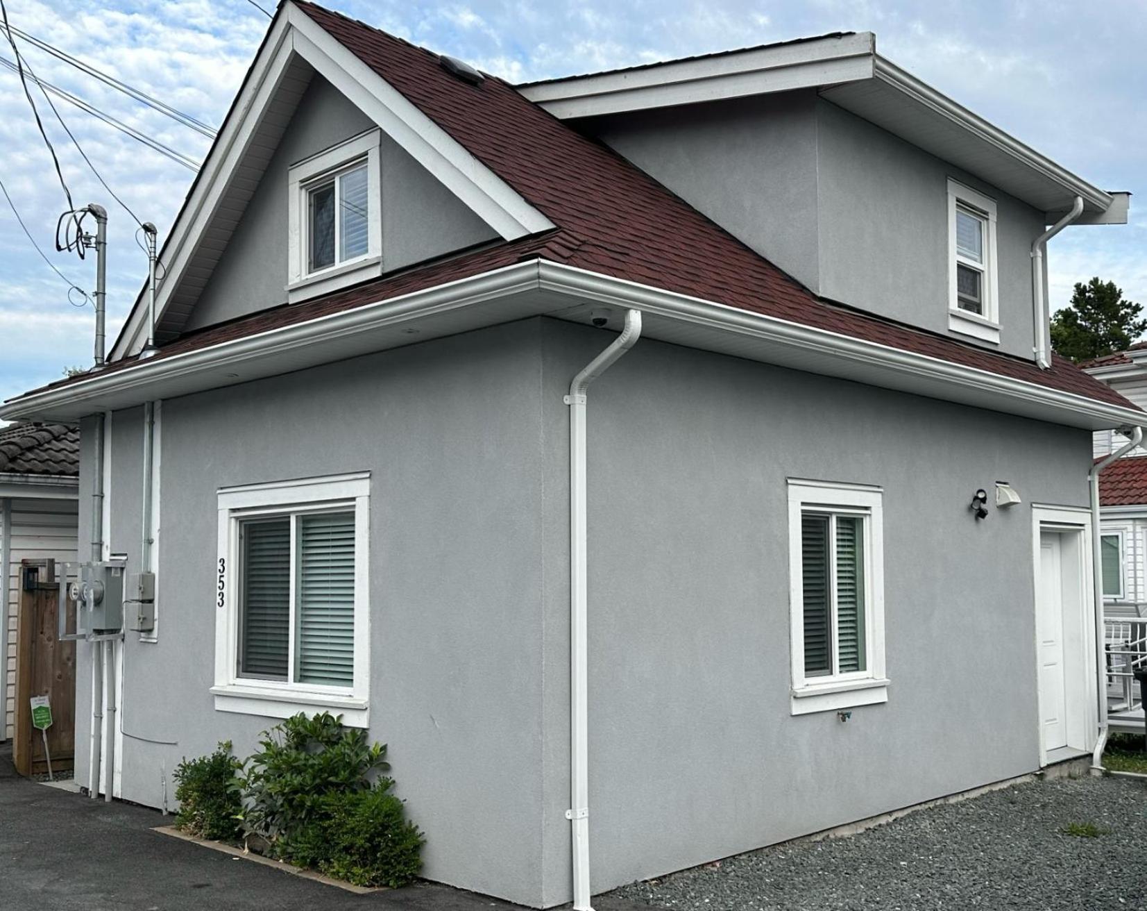 Bright And Cozy Modern Home In Vancouver - Central To Yvr-Downtown - Free Private Parking Buitenkant foto